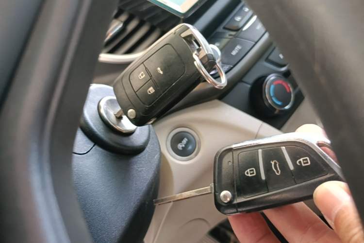 Used Buick GT 2015 15N Automatic Entry-Level Trim Vehicle Key