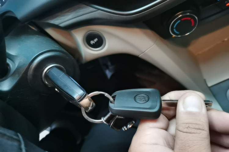 Used Buick GT 2015 15N Automatic Elite Version Vehicle Key