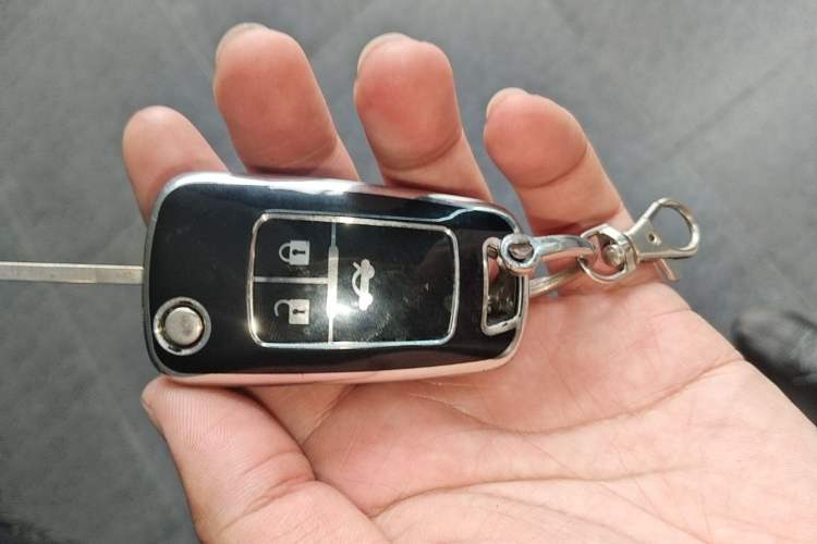 Used Buick GT 2015 15N Automatic Entry-Level Trim Vehicle Key