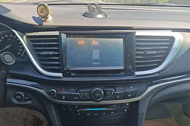 Used Buick GT 2015 18T Dual-Clutch Luxury Model Audio And AC Panel
