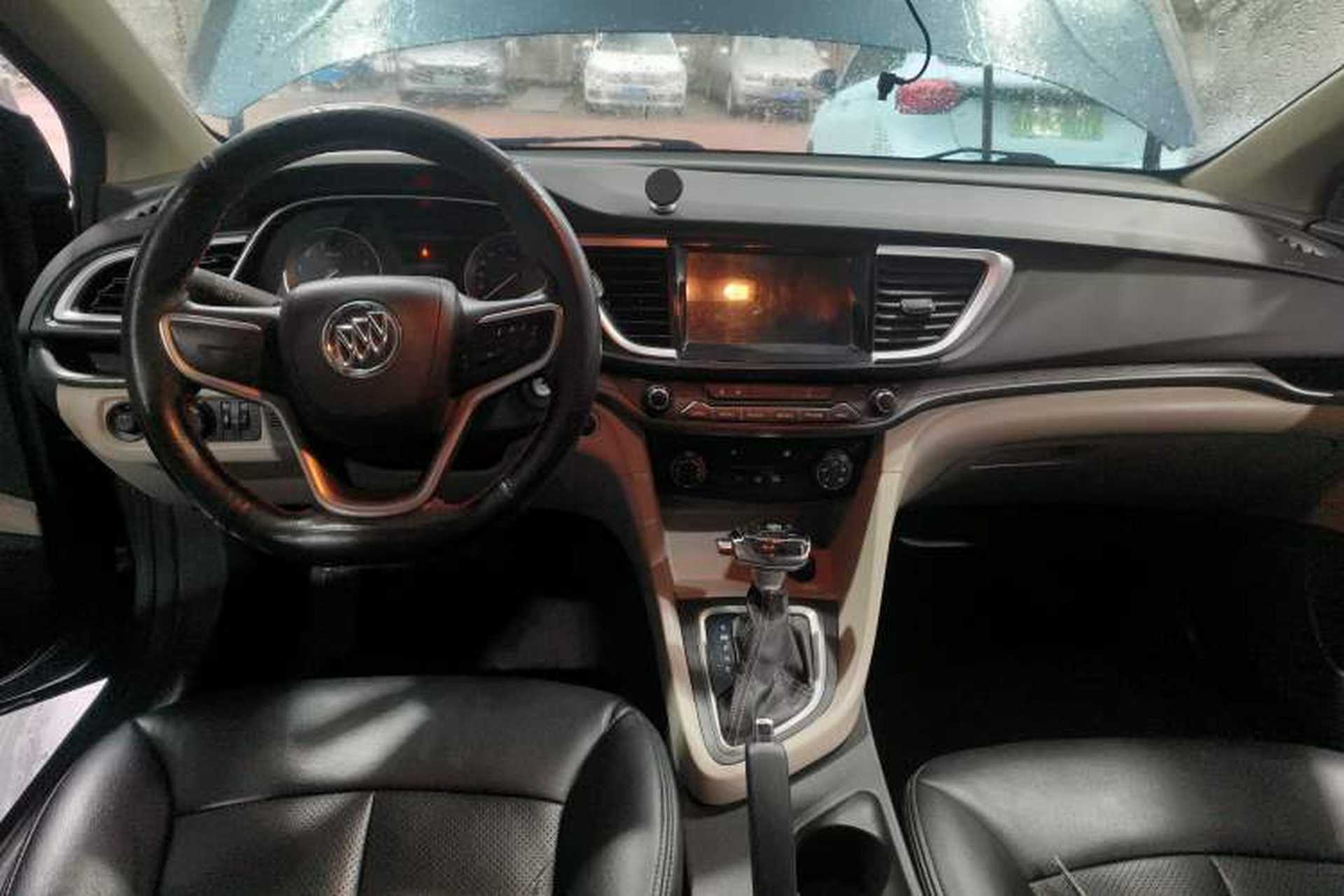 Used Buick GT 2015 15N Automatic Entry-Level Trim Center Console
