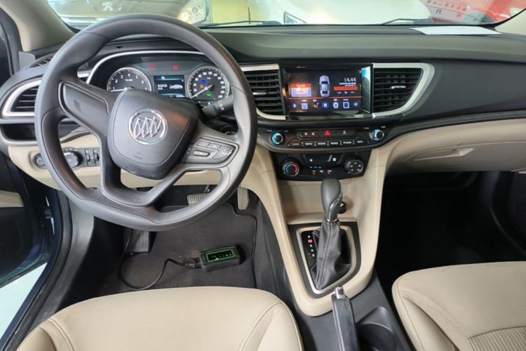 Used Buick GT 2015 15N Automatic Elite Version Center Console