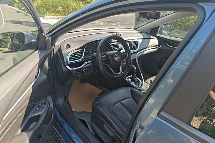Used Buick GT 2015 18T Dual-Clutch Luxury Model Driver Seat