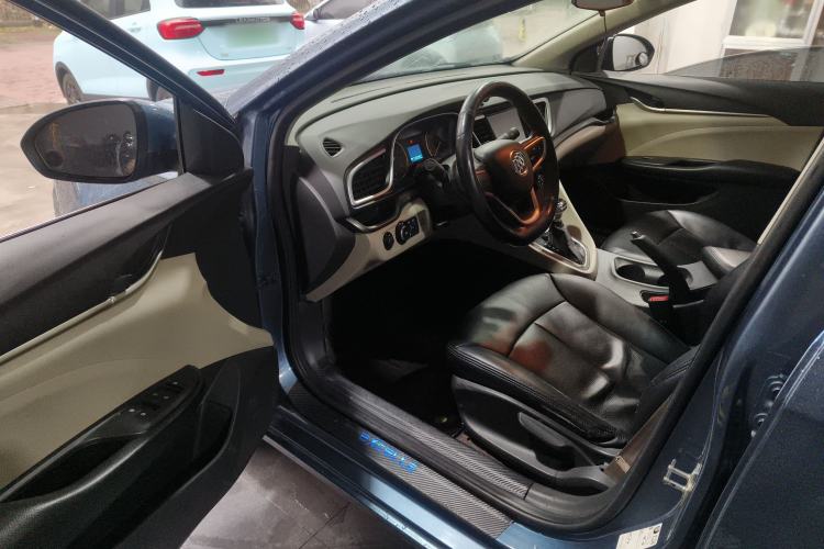 Used Buick GT 2015 15N Automatic Entry-Level Trim Driver Seat