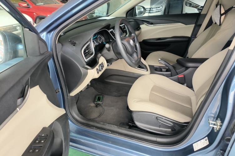 Used Buick GT 2015 15N Automatic Elite Version Driver Seat