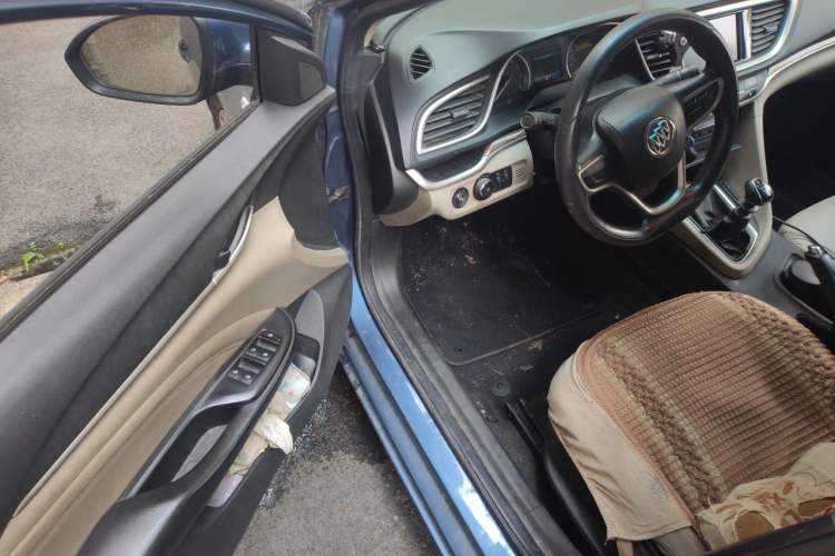 Used Buick GT 2015 15N Manual Luxury Version Driver Seat
