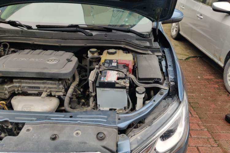 Used Buick GT 2015 15N Automatic Entry-Level Trim Engine Bay Left