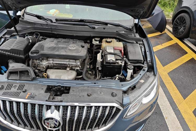 Used Buick GT 2015 15N Automatic Elite Version Engine Bay Left