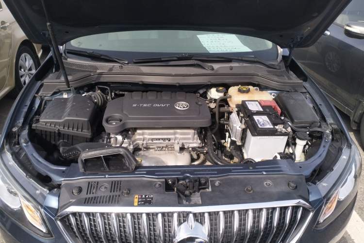 Used Buick GT 2015 15N Automatic Deluxe Edition Engine Bay