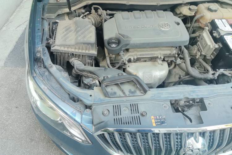 Used Buick GT 2015 15N Automatic Elite Version Engine Bay Right