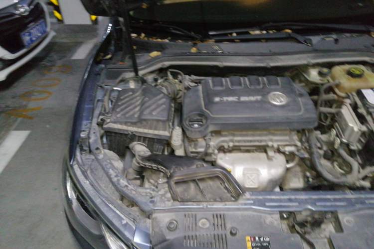 Used Buick GT 2015 15N Automatic Deluxe Edition Engine Bay Right