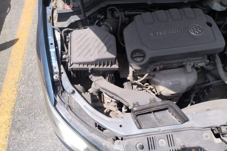 Used Buick GT 2015 15N Automatic Entry-Level Trim Engine Bay Right