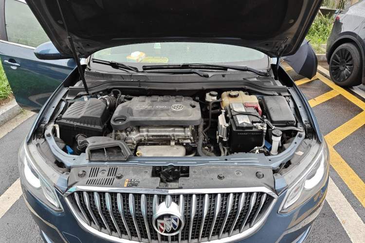 Used Buick GT 2015 15N Automatic Elite Version Engine Bay