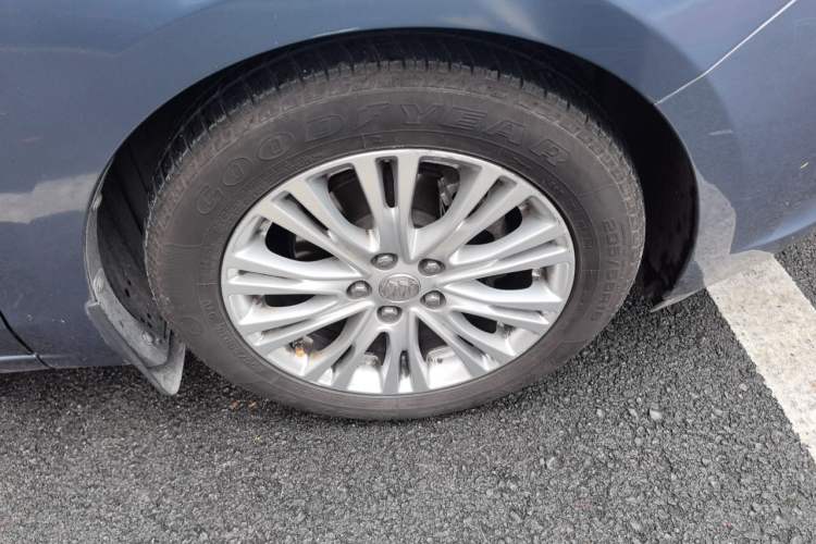 Used Buick GT 2015 15N Automatic Elite Version Exterior 1