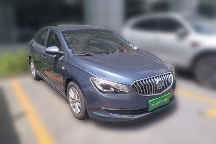 Used Buick GT 2015 15N Automatic Entry-Level Trim Front Right 45 Deg