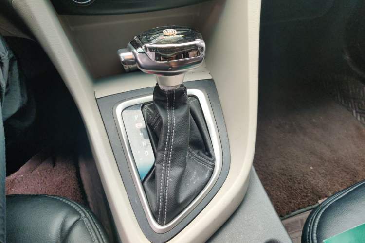 Used Buick GT 2015 15N Automatic Entry-Level Trim Gear Lever