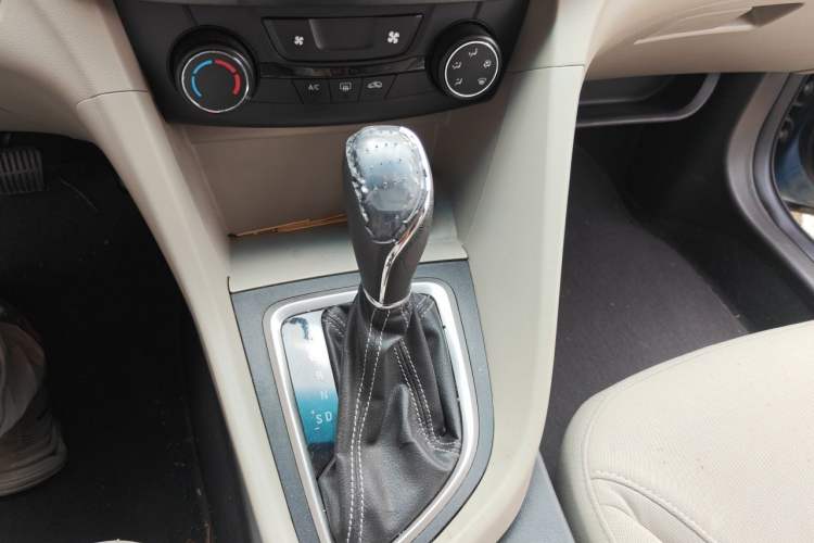 Used Buick GT 2015 18T Dual-Clutch Elite Model Gear Lever