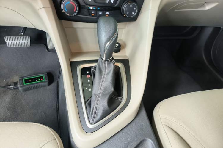 Used Buick GT 2015 15N Automatic Elite Version Gear Lever