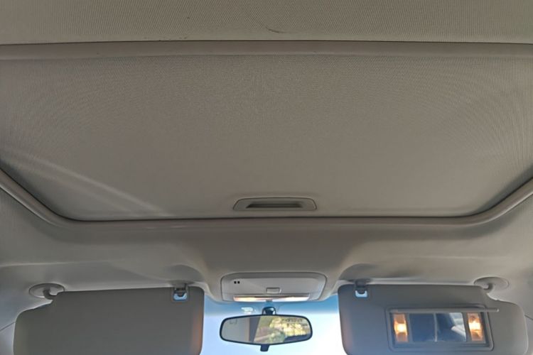 Used Buick GT 2015 18T Dual-Clutch Luxury Model Headliner