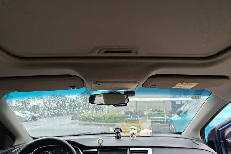 Used Buick GT 2015 15N Automatic Elite Version Headliner