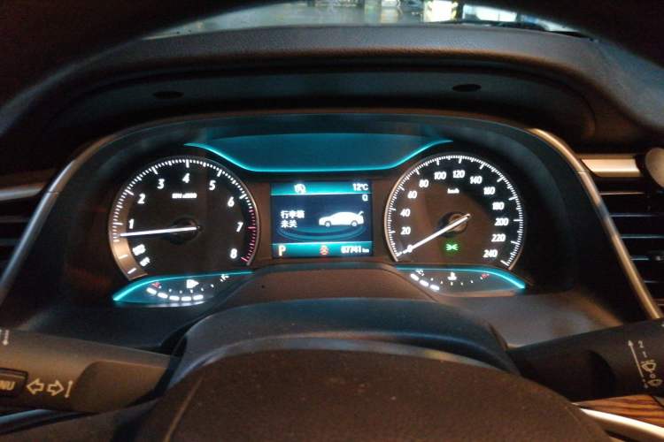 Used Buick GT 2015 15N Automatic Deluxe Edition Instrument Cluster