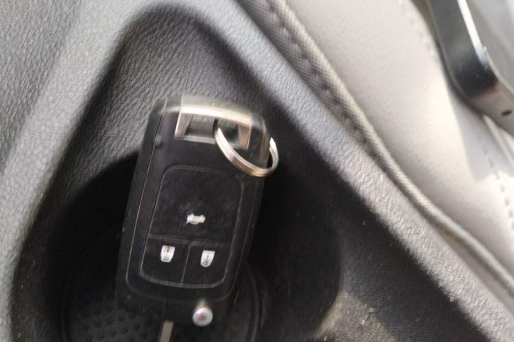 Used Buick GT 2015 15N Automatic Deluxe Edition Interior 1