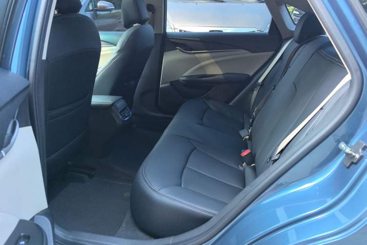 Used Buick GT 2015 15N Automatic Elite Version Interior 2