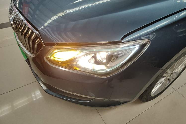 Used Buick GT 2015 15N Automatic Elite Version Left Front Headlight