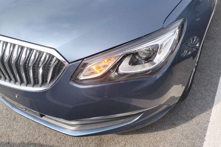Used Buick GT 2015 15N Automatic Deluxe Edition Left Front Headlight