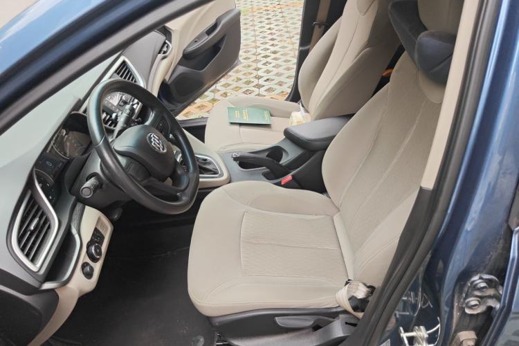 Used Buick GT 2015 18T Dual-Clutch Elite Model Left Front Seat