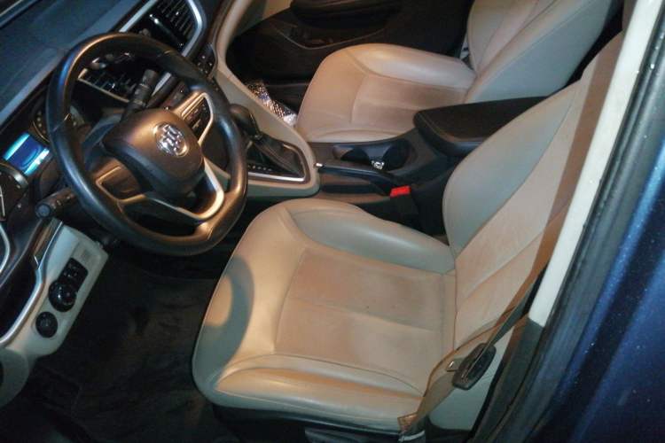 Used Buick GT 2015 15N Automatic Deluxe Edition Left Front Seat