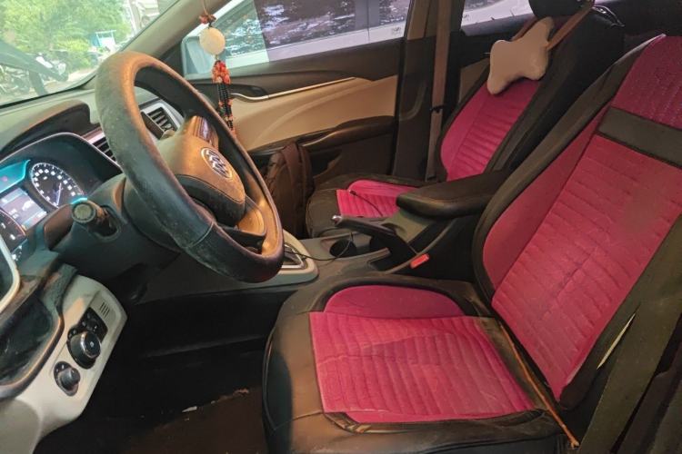 Used Buick GT 2015 15N Automatic Elite Version Left Front Seat