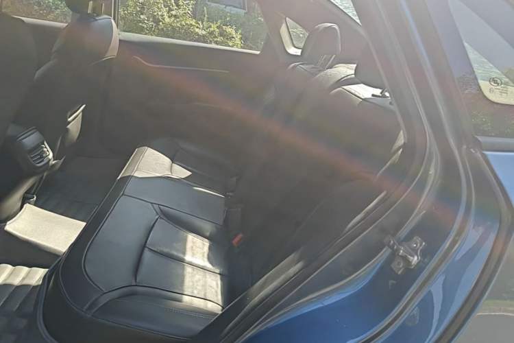 Used Buick GT 2015 18T Dual-Clutch Luxury Model Left Rear Seat