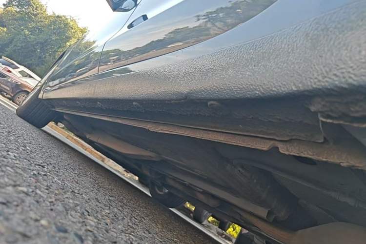 Used Buick GT 2015 18T Dual-Clutch Luxury Model Left Side Sill