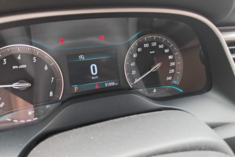Used Buick GT 2015 18T Dual-Clutch Elite Model Odometer Close Up