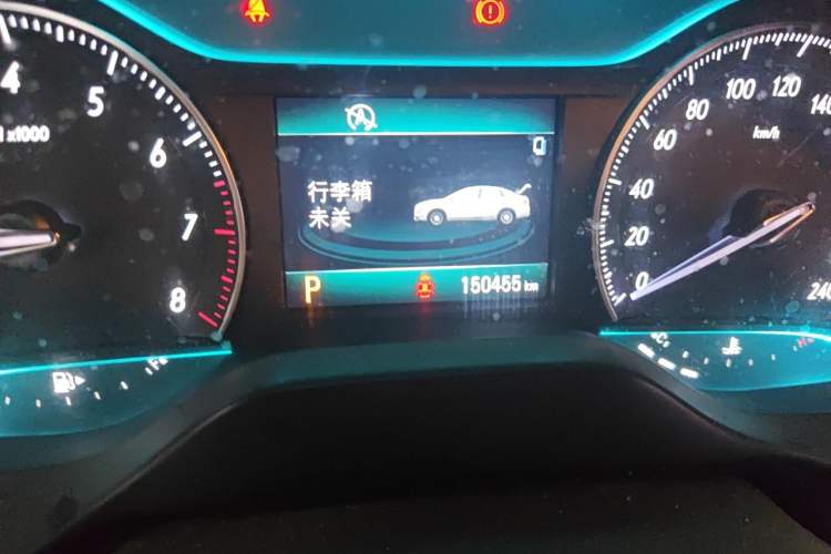 Used Buick GT 2015 15N Automatic Elite Version Odometer Close Up