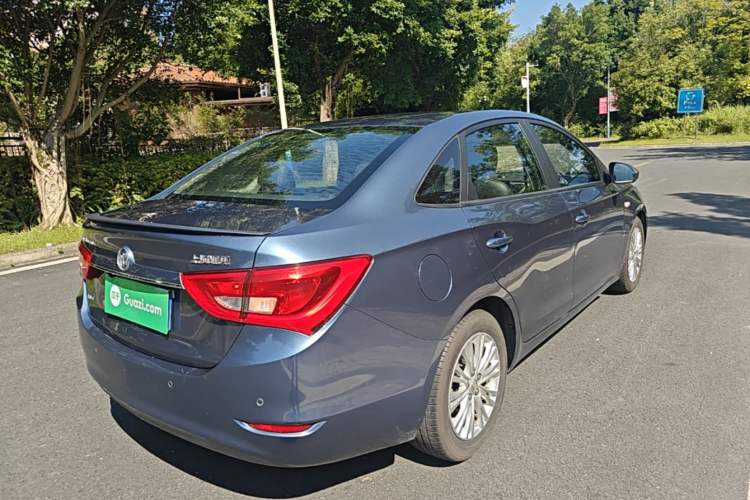 Used Buick GT 2015 18T Dual-Clutch Luxury Model Rear Right 45 Deg