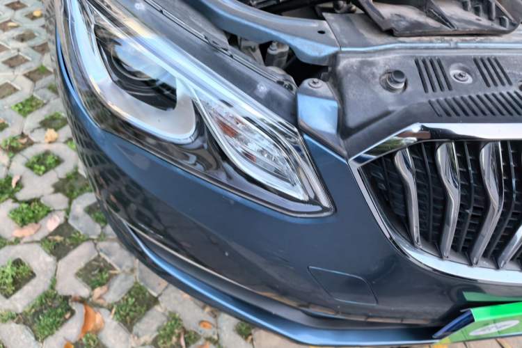 Used Buick GT 2015 15N Automatic Entry-Level Trim Right Front Headlight