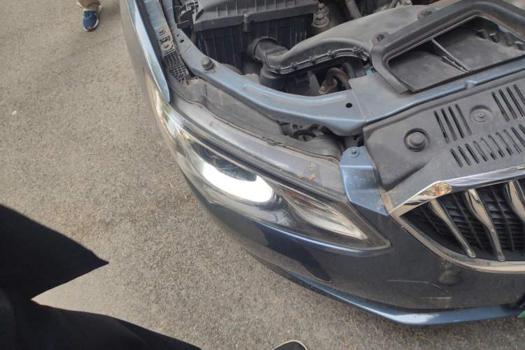 Used Buick GT 2015 15N Manual Luxury Version Right Front Headlight
