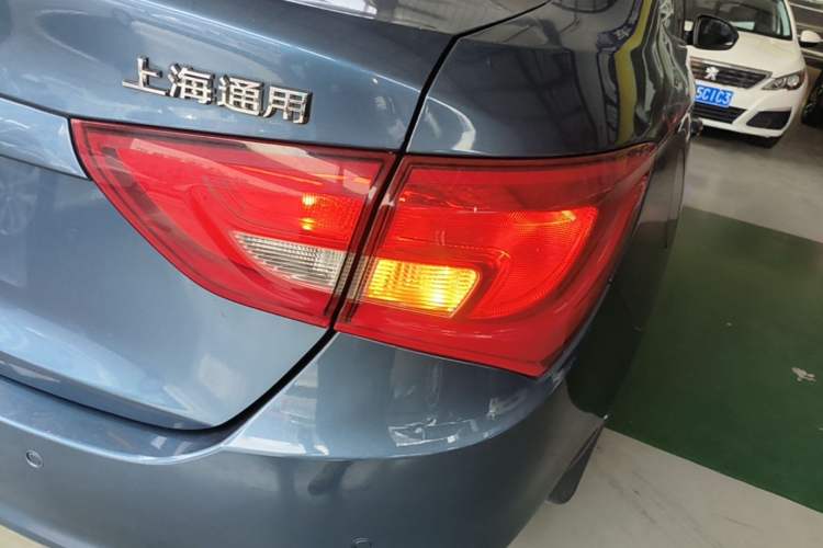 Used Buick GT 2015 15N Automatic Elite Version Right Rear Taillight