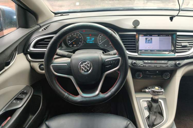 Used Buick GT 2015 15N Automatic Entry-Level Trim Steering Wheel