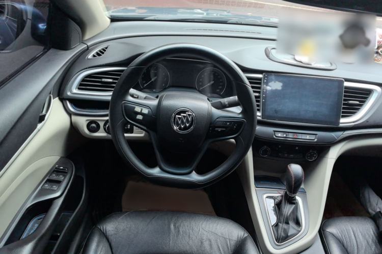 Used Buick GT 2015 15N Automatic Elite Version Steering Wheel