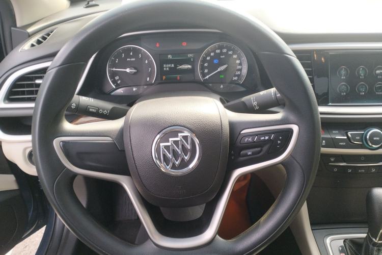 Used Buick GT 2015 15N Automatic Deluxe Edition Steering Wheel