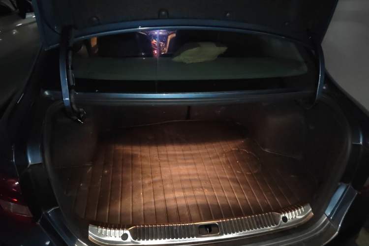 Used Buick GT 2015 15N Automatic Elite Version Trunk