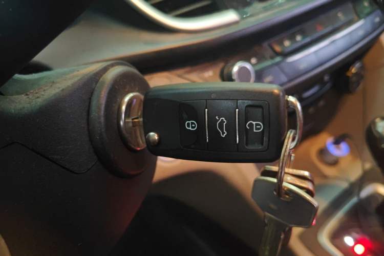 Used Buick GT 2015 15N Automatic Elite Version Vehicle Key