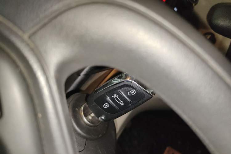 Used Buick GT 2015 15N Automatic Elite Version Vehicle Key