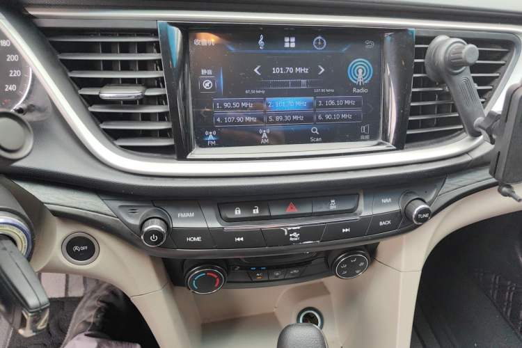 Used Buick GT 2015 15N Automatic Entry-Level Trim Audio And AC Panel