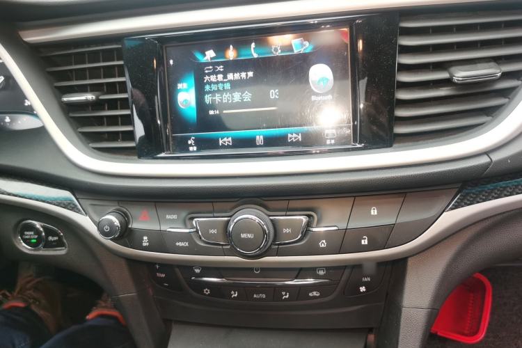 Used Buick GT 2015 18T Dual-Clutch Luxury Model Audio And AC Panel