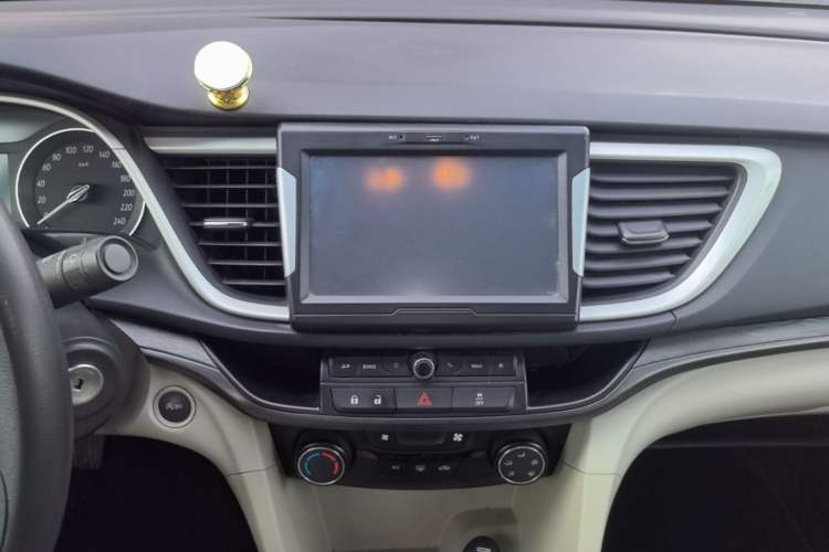 Used Buick GT 2015 15N Manual Elite Edition Audio And AC Panel