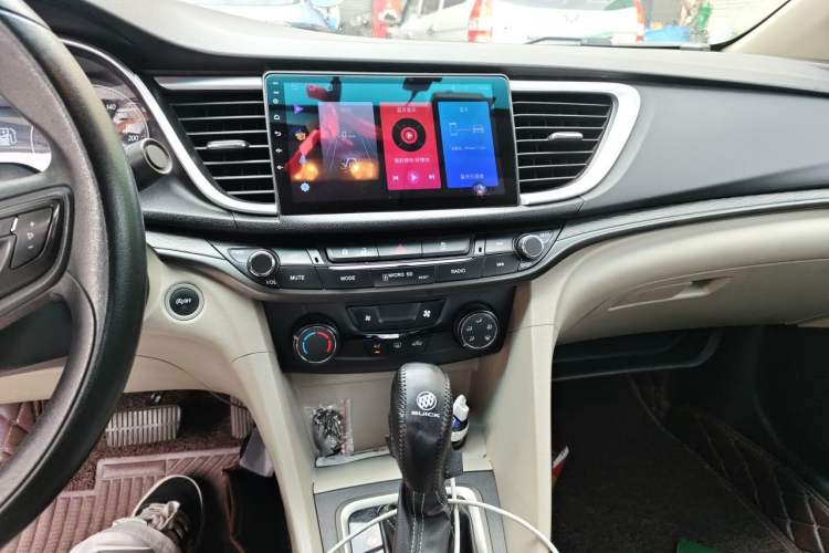 Used Buick GT 2015 15N Automatic Elite Version Audio And AC Panel